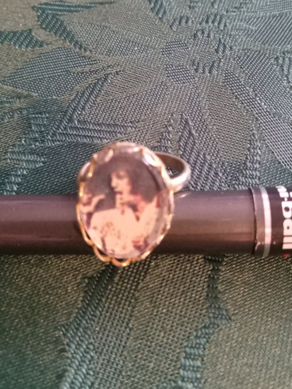 Vintage adjustable Elvis Presley gold tone ring and stick pin